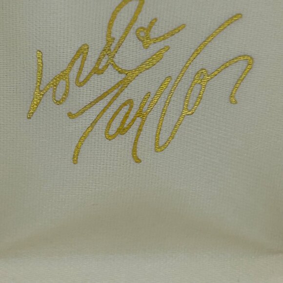 Vintage Lord & Taylor Christmas Wreath Brooch Gold-Tone Rhinestones Red Green Cl - Picture 3 of 16